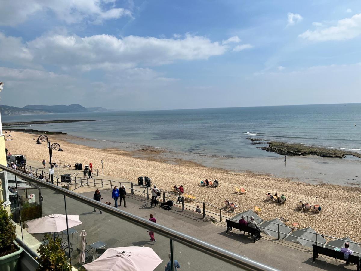 Largigi Offering Two Amazing Panoramic Sea Front Apartments Lyme Regis Exterior foto